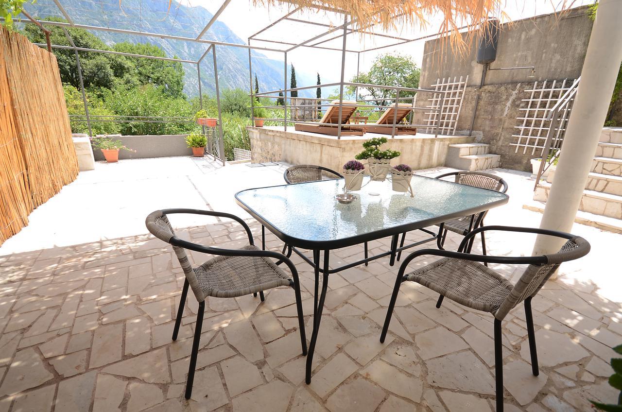 Stone House Dragutinovic Apartment Kotor Bagian luar foto