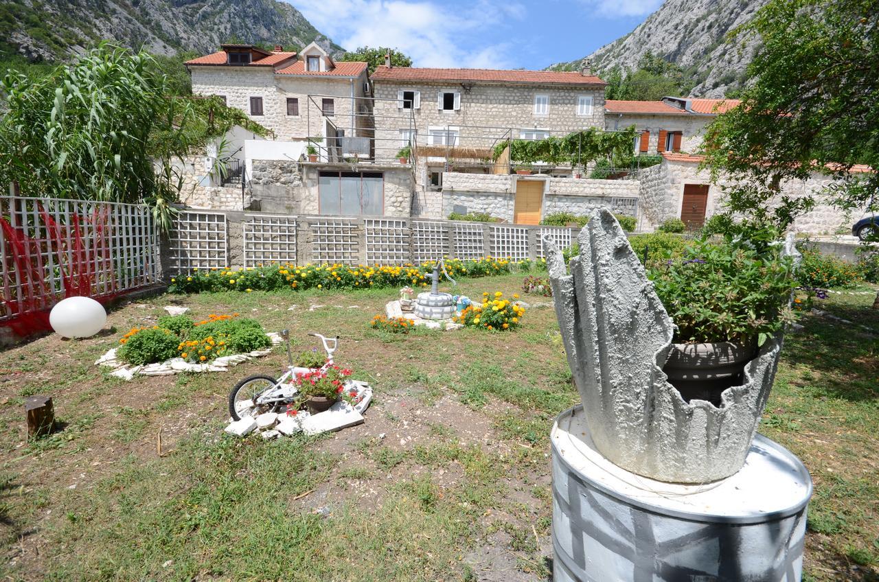 Stone House Dragutinovic Apartment Kotor Bagian luar foto
